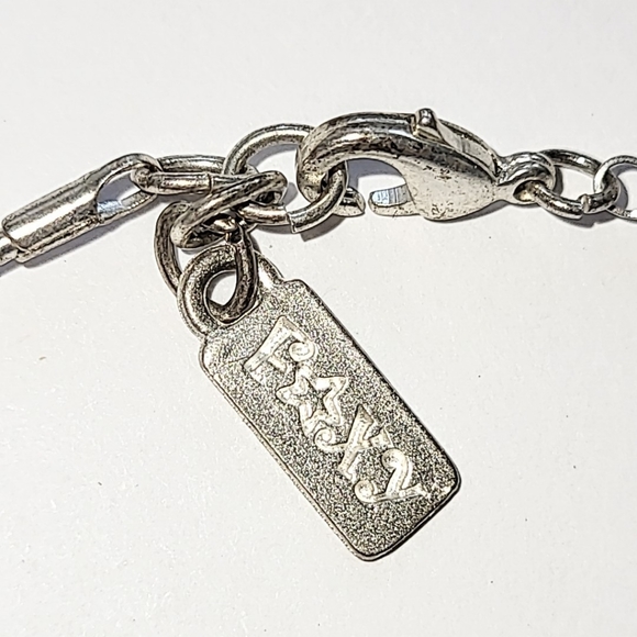 WIRE CHOKER WITH REVERSIBLE ENAMEL PENDANT in SHADES OF BLUES & BROWNS - Picture 6 of 9